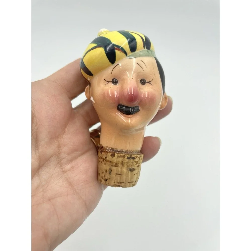 Vintage Man w/Yellow Golf Hat Ceramic Cork Liquor Bottle Stopper‎ Wine Pourer